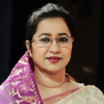 সমালোচনার মুখে মমতার কালীঘাটের বাড়িতে জয়া বচ্চন